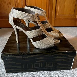 Moda Gold Heel Sandals